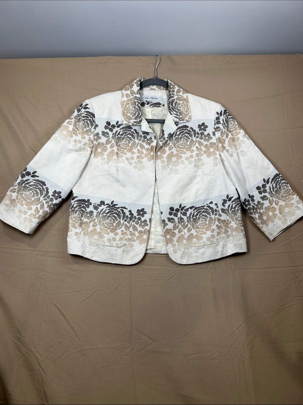 Harve Benard Cream and Beige Floral Jacquard Short Blazer